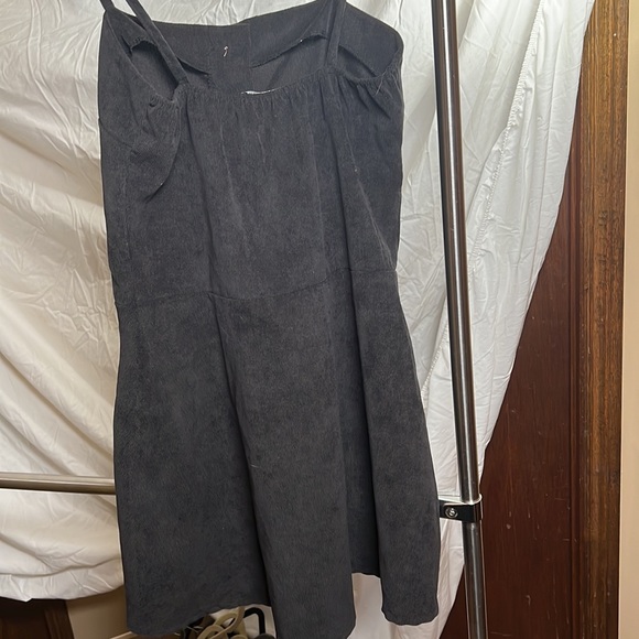 Boohoo black dress - Picture 2 of 4